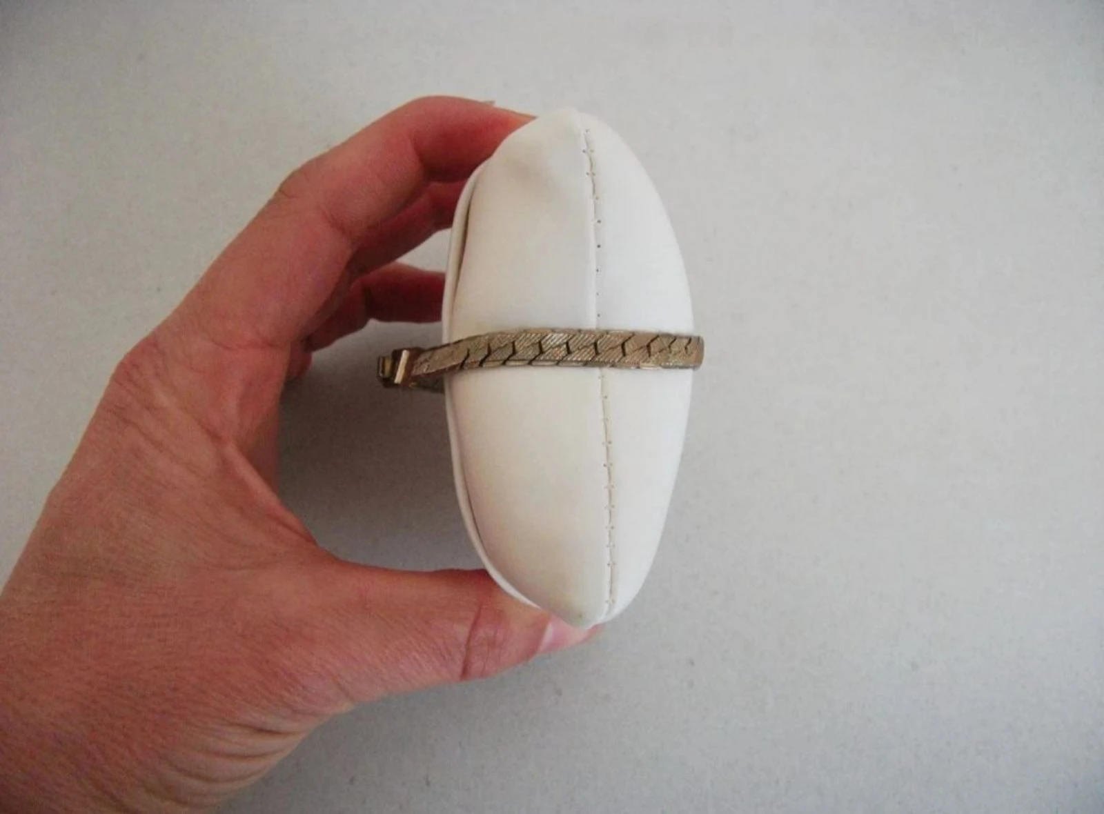Gouden sieradenarmband van metaal – photo 6